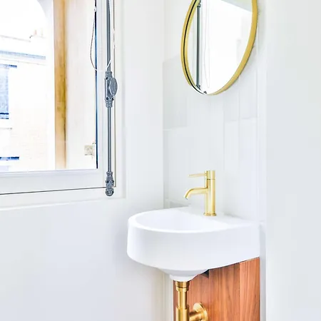 Appartamento Beautiful Modern 3 Bdr 6p C Ur De Parigi